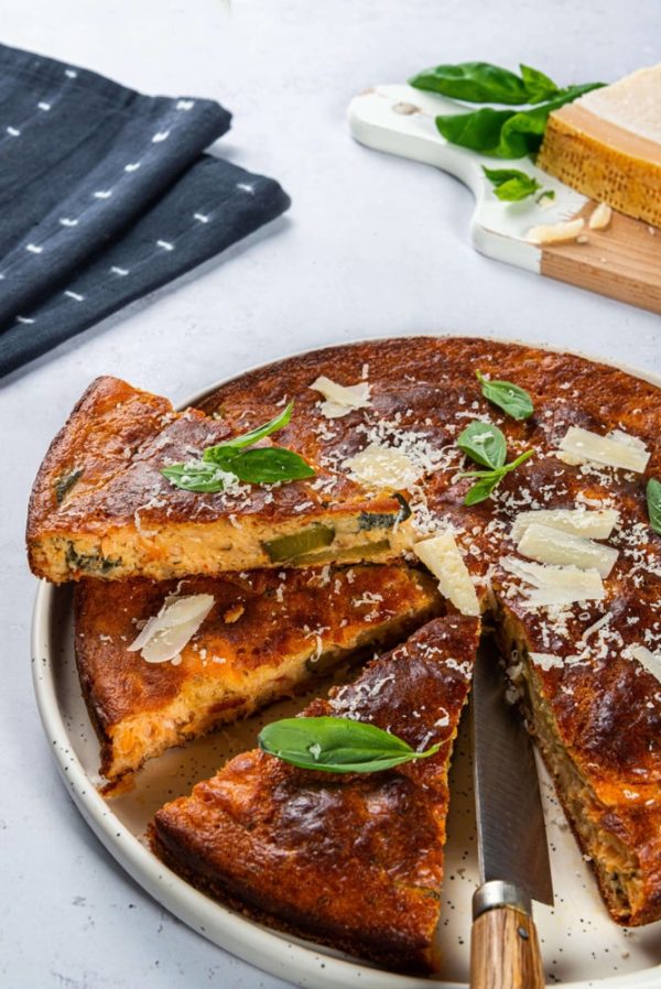 Courgettes-cuisinées-au-basilic-finement-ciselés-31-recette-invisible-aux-courgettes-et-saumon